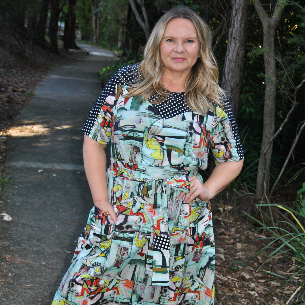 Hello Valo: Named Patterns' Valo Dress in Linen | Silk